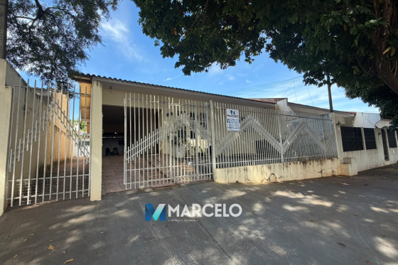 Casa à venda - 372m² - Zona VI, Umuarama-PR