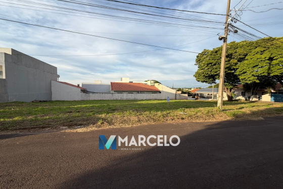 Terreno à venda - 648m² - Zona VII, Umuarama-PR