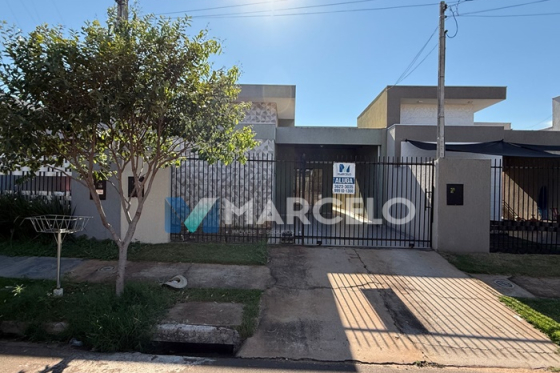 Casa 0m Umuarama-PR 584