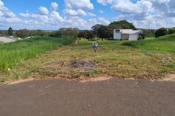 Terreno 244m Umuarama-PR 523